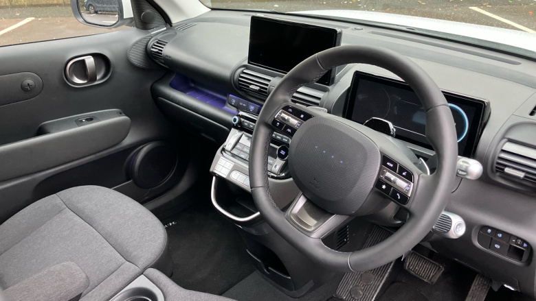 Hyundai INSTER 85kW 02 49kWh 5dr Auto Electric Hatchback